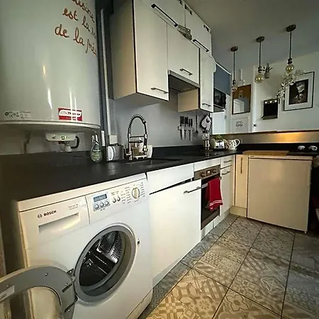 M081 Marquer Joli T2 Proche De La Gare Hotell 3*